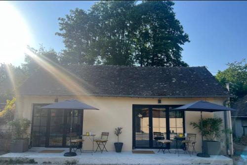 Yvre-l'Eveque Bed & Breakfast | Chambre indépendante proche du Circuit des 24h et du Pôle Européen du Cheval