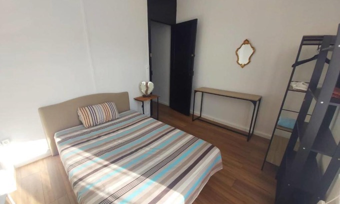 Roubaix House | Chambre privative avec espaces communs