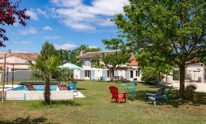 Balanzac Bed & Breakfast | chambres d'hote Maeva