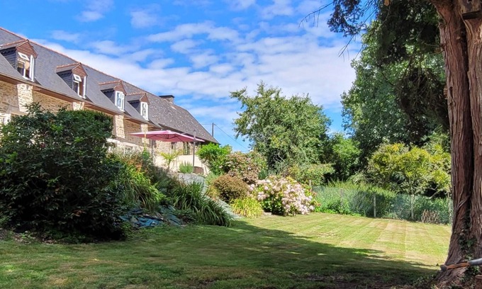 Baguer-Pican Cottage | Character property - L'évasion forestière