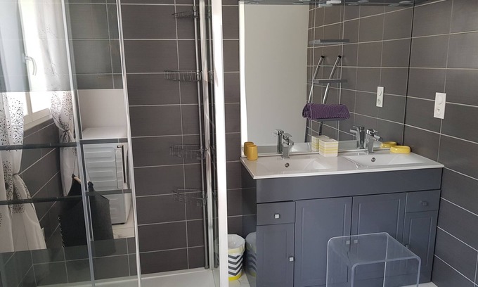 Villenave-d'Ornon House | charm and sweetness of life