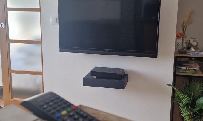 Les Mureaux Apartment | Charmant Appartement en Plein Centre Ville à 250m de la Gare 30mn de Paris