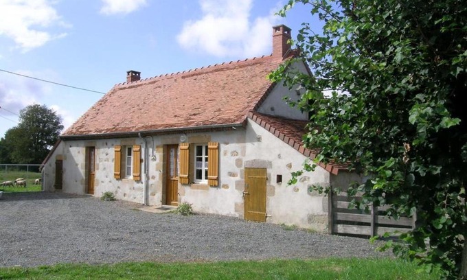 Vieure House | Charmante fermette à Vieure, animaux acceptés, draps inclus - FR-1-489-311