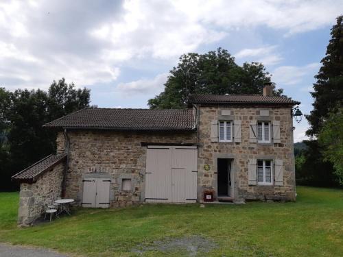 Lavoine House | Charmante Fermette en Montagne Bourbonnaise - Animaux Bienvenus - FR-1-489-136