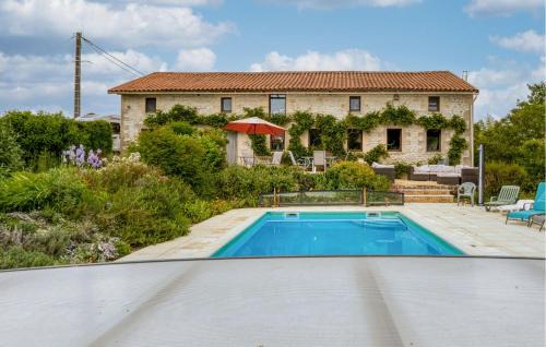 Lizant House | Charmante Maison Avec Piscine