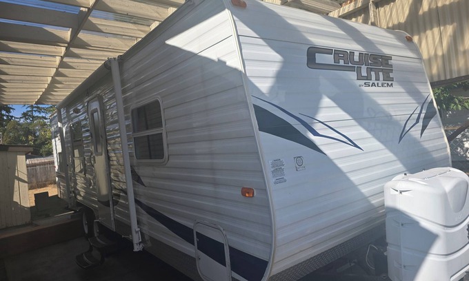 Lakewood House | Charming 1-bedroom mobile home in Lakewood with AC