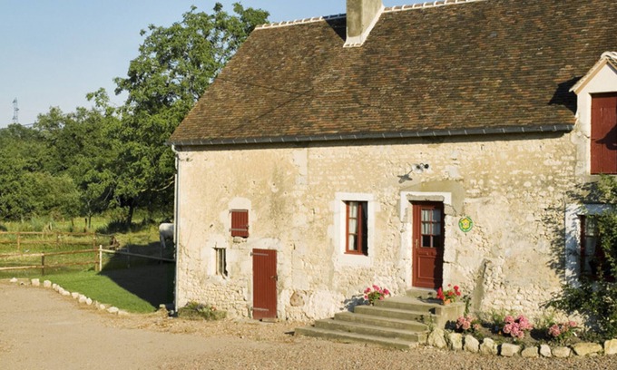 Pervencheres Cottage | Charming 18th-Century Cottage: 3 Bedrooms, Fireplace, Large Garden, Near Scenic Villages