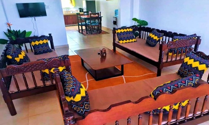 Kisumu Apartment | Charming 2-bedroom apartment in delightful Kisumu with WiFi-Tembo House