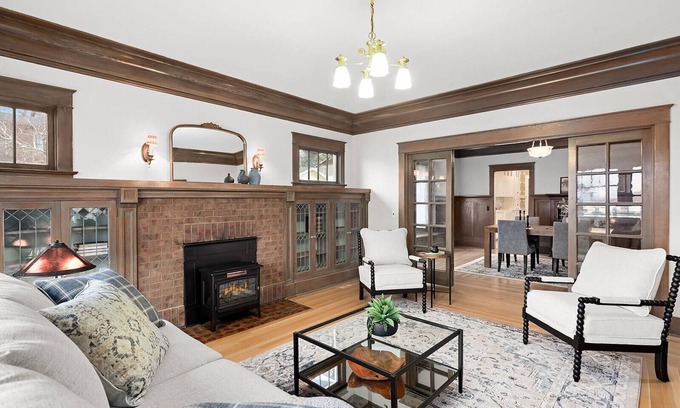 The Dalles House | Charming 2-bedroom bungalow with WiFi, AC in marvelous The Dalles