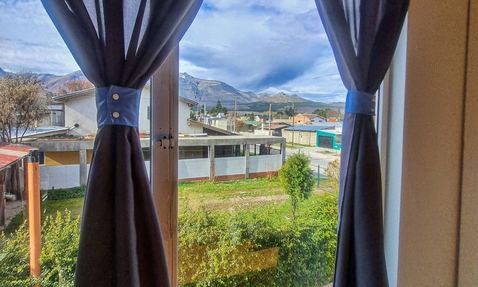 Esquel House | Charming 2-bedroom house in tranquil Esquel with WiFi