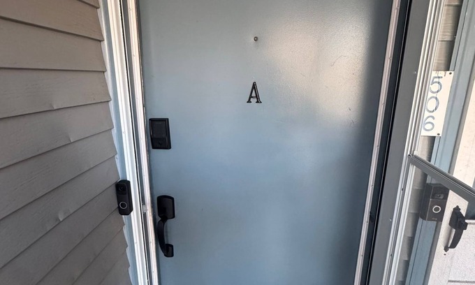 Mount Laurel House | Charming 2-bedroom townhome with AC, WiFi in Pleasant Mount Laurel Township