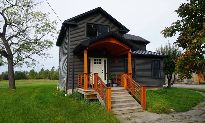 Crittenden House | Charming 3-bedroom house secluded from the busy city, in lovely Clarence Center.