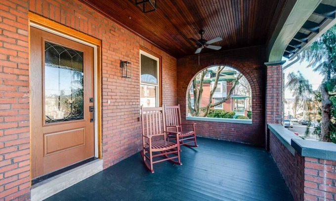 Reading House | Charming 5 Bedroom Fully Renovated Historic Home