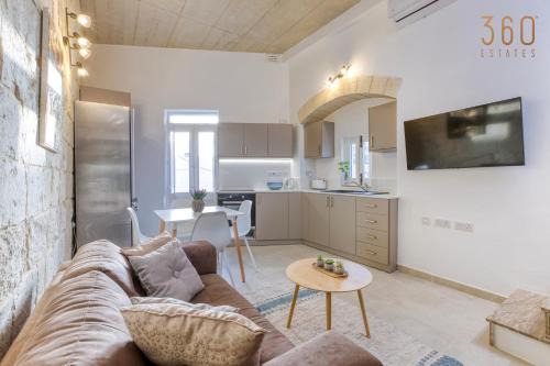 Zebbug House | Charming and Modern 1BR House in Historic Zebbug by 360 Estates