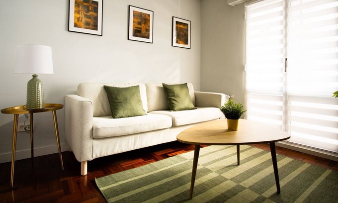 Sestao Apartment | Charming Apartment with Wifi in Sestao