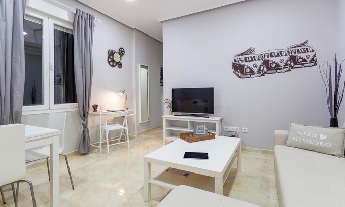 Centro Apartment | Charming Apt. Historic District - Sol