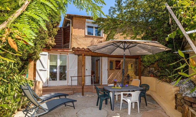 Portigliolo Apartment | Charming, classic Corsican cottage in the southwest of the island.