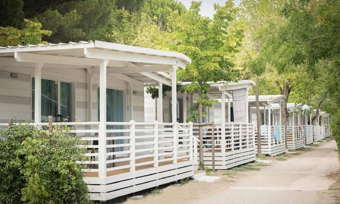 Zadina Pineta Cottage | Charming Coastal Stay