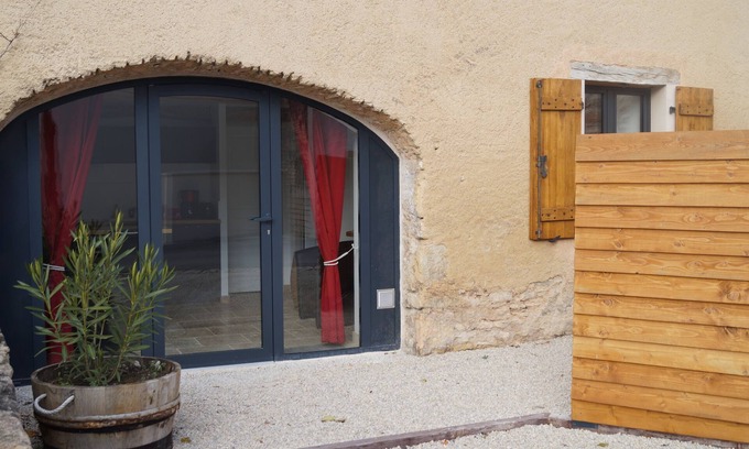 Beaune Cottage | Charming cottage 2 people in Beaune