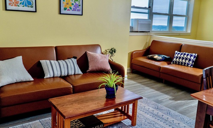 Skaneateles Cottage | Charming Cottage Retreat Near Skaneateles with Stunning Otisco Lake Views