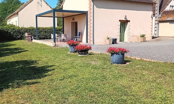 Le Bailleul Cottage | Charming Farmhouse: Nature, Quiet, South-Facing Terrace, Petanque Field