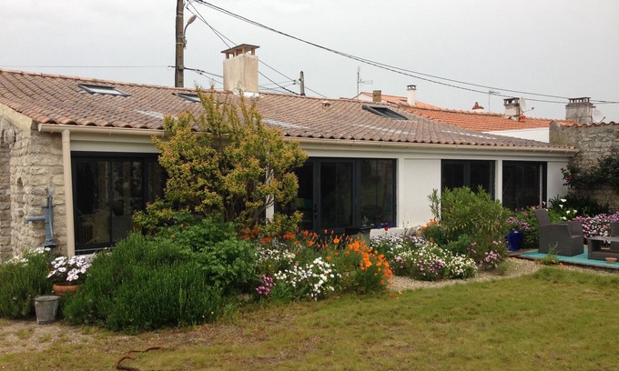 Saint-Georges-d'Oleron House | Charming house with south-facing garden not overlooked, beach by cycle path.