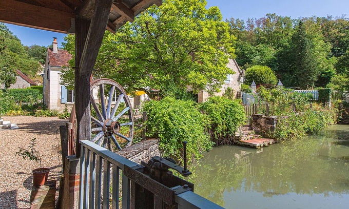Saint-Georges-sur-Cher Cottage | Charming Cottage by 15th-Century Watermill: Private Courtyard, Near Chenonceaux & Beauval Zoo
