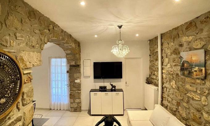 Boissise-le-Roi House | Charming house for 1 to 6 people 45km from Paris