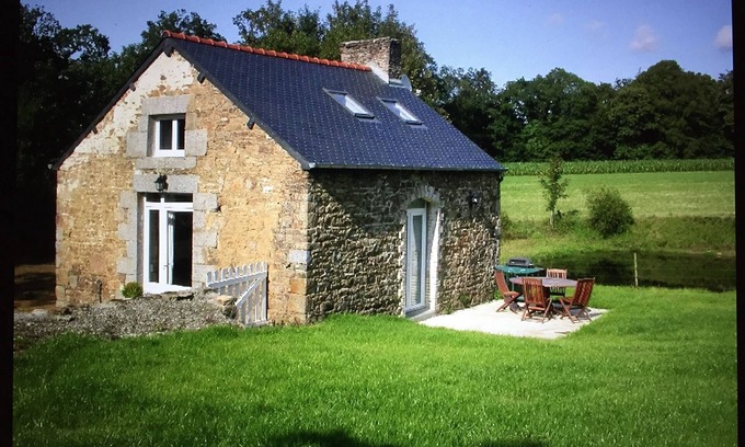 Broualan House | charming house in the countryside of St Malo