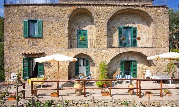 Sant'Agata sui Due Golfi Apartment | 'Charming House' peaceful country house with sea view