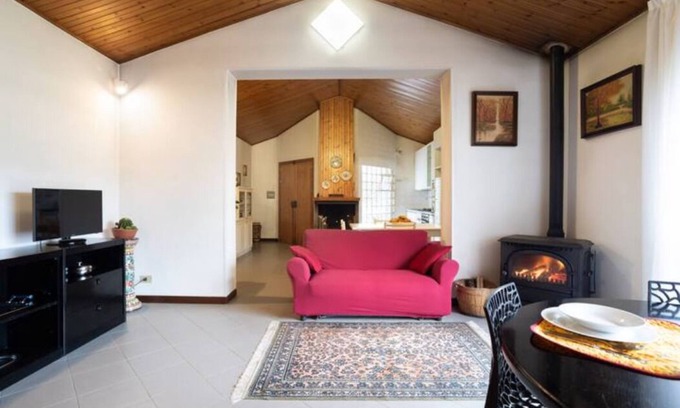 Perugia House | Charming House, private Garden and Parking, 5 minutes to Perugia centrum!