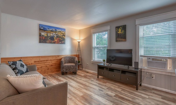 Southeast Colorado Springs House | Charming House in Colorado Springs w/Private yard