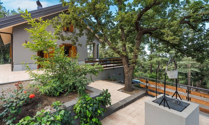 Linguaglossa Villa | Charming house with terrace in Linguaglossa