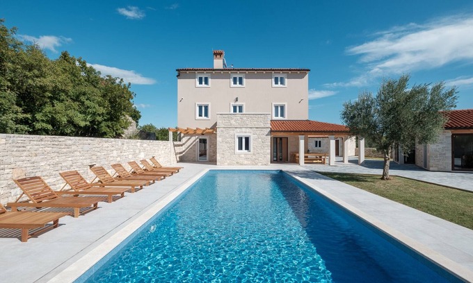Gajana Villa | Charming Istrian villa with a sea view near Rovinj, Istria, Croatia