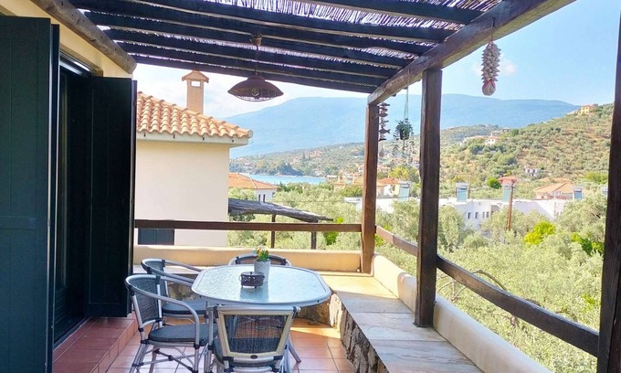 Afissos Apartment | Charming Loft Apartment in Afissos, Pelion - Relax and Rejuvenate in Paradise!