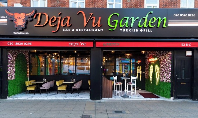 Hoe Street Apartment | Charming London Apartment near Attractions