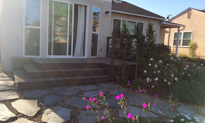 Lake Balboa House | Charming, Lovely & Unique!