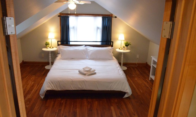 Wabasha Apartment | Charming Oasis in the Heart of Historic Downtown