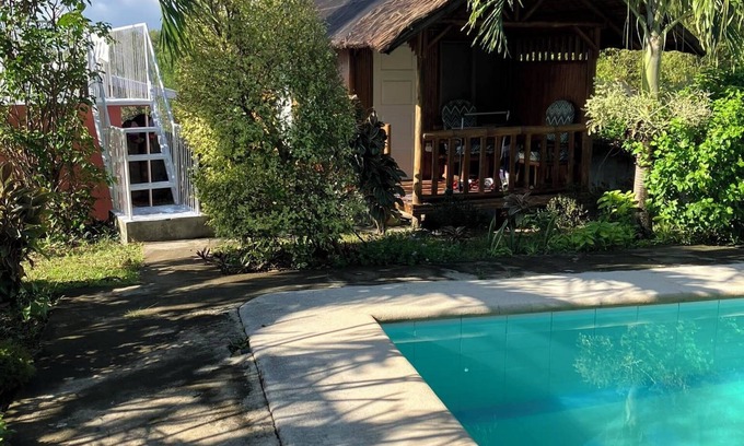 Zamboanguita Cottage | Charming overlooking cottage in enchanting Zamboanguita with WiFi