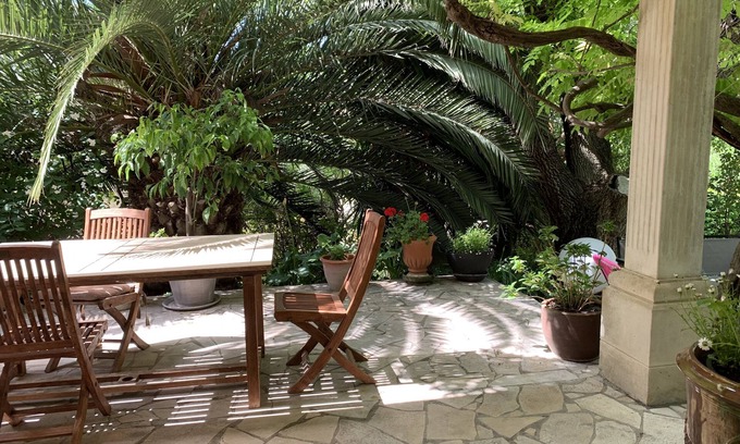 Estanove House | Charming villa with south-facing pool