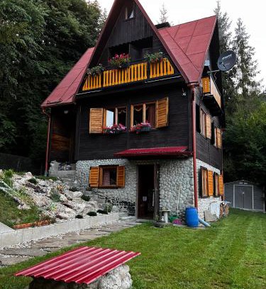 Maly Lipnik Ski Chalet | Chata Juliana