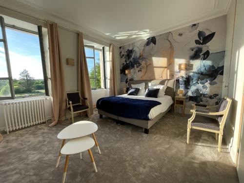 Yvre-l'Eveque Bed & Breakfast | Chateau aux portes du circuit des 24h