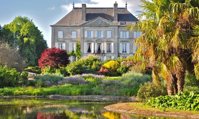 Le Chatellier Bed & Breakfast | Chateau de la Foltière