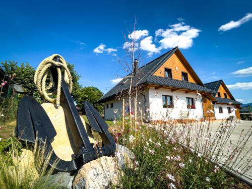 Liptovsky Trnovec House | Chaty pri Mare - Tatralake Houses near Auqapark Tatralandia and Lake Liptovska Mara