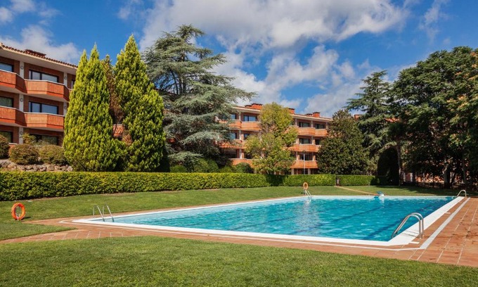 Collbato Hotel | Checkin Montserrat