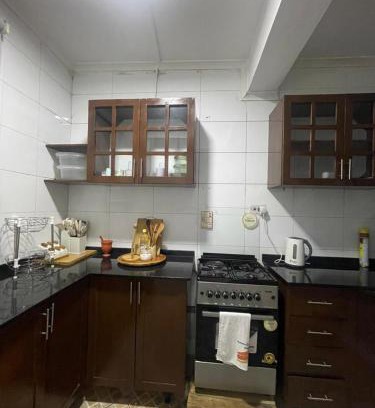 Oyster Bay Apartment | Cheerful 3 bedroom house in Oysterbay