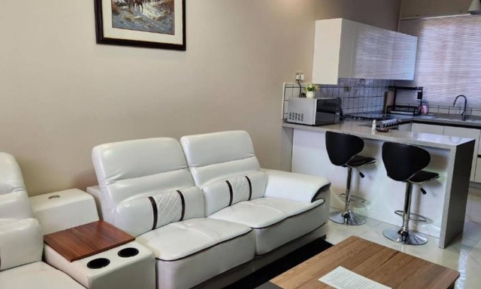 Lusaka Apartment | Chez Gabrielle Apt #3