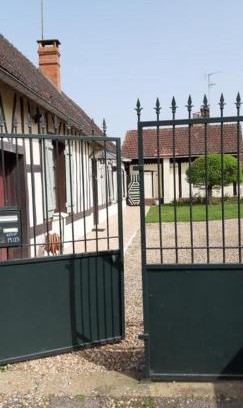 Francheville House | Chez Josie, chambre 18mCarre dans une longère Normande
