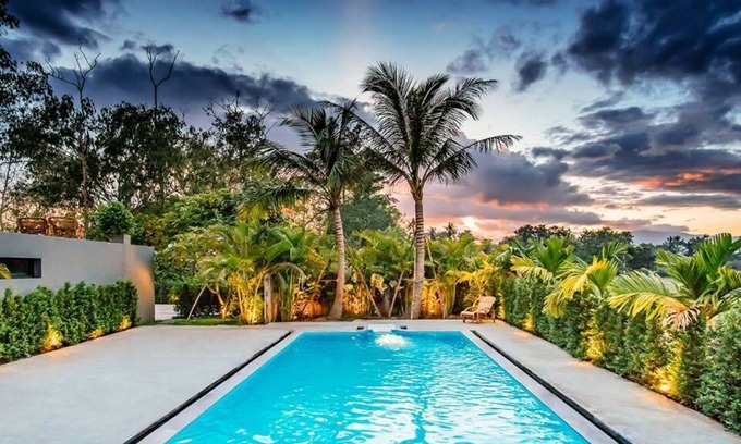 Saraphi Villa | Chiang Mai Luxury Private Pool Villa (5 Bedrooms, Terrace Views, Hi-Speed WiFi)