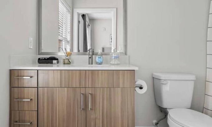 The Gulch Apartment | Chic 1BR Steps from The Gulch & Broadway